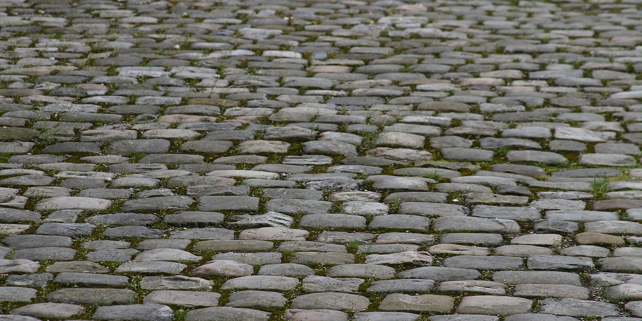 cobbles Negligence case win for Oldham personal injury lawyers